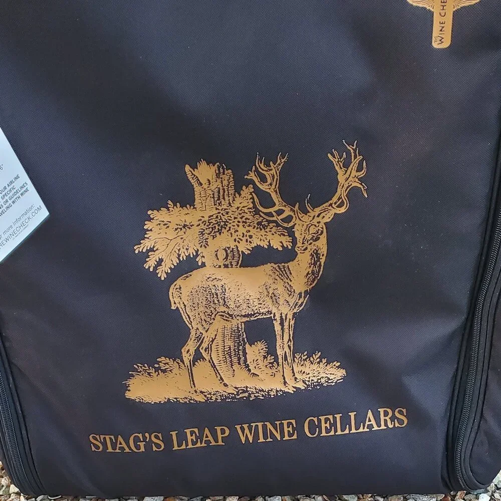Vintage Stags Leap Wine Cellars Zip Around Rolling Luggage Travel Bag
